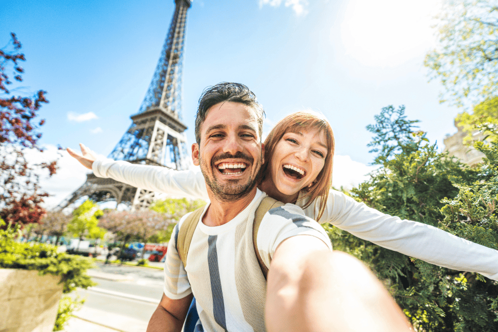 Couple in front of Eiffel Tower